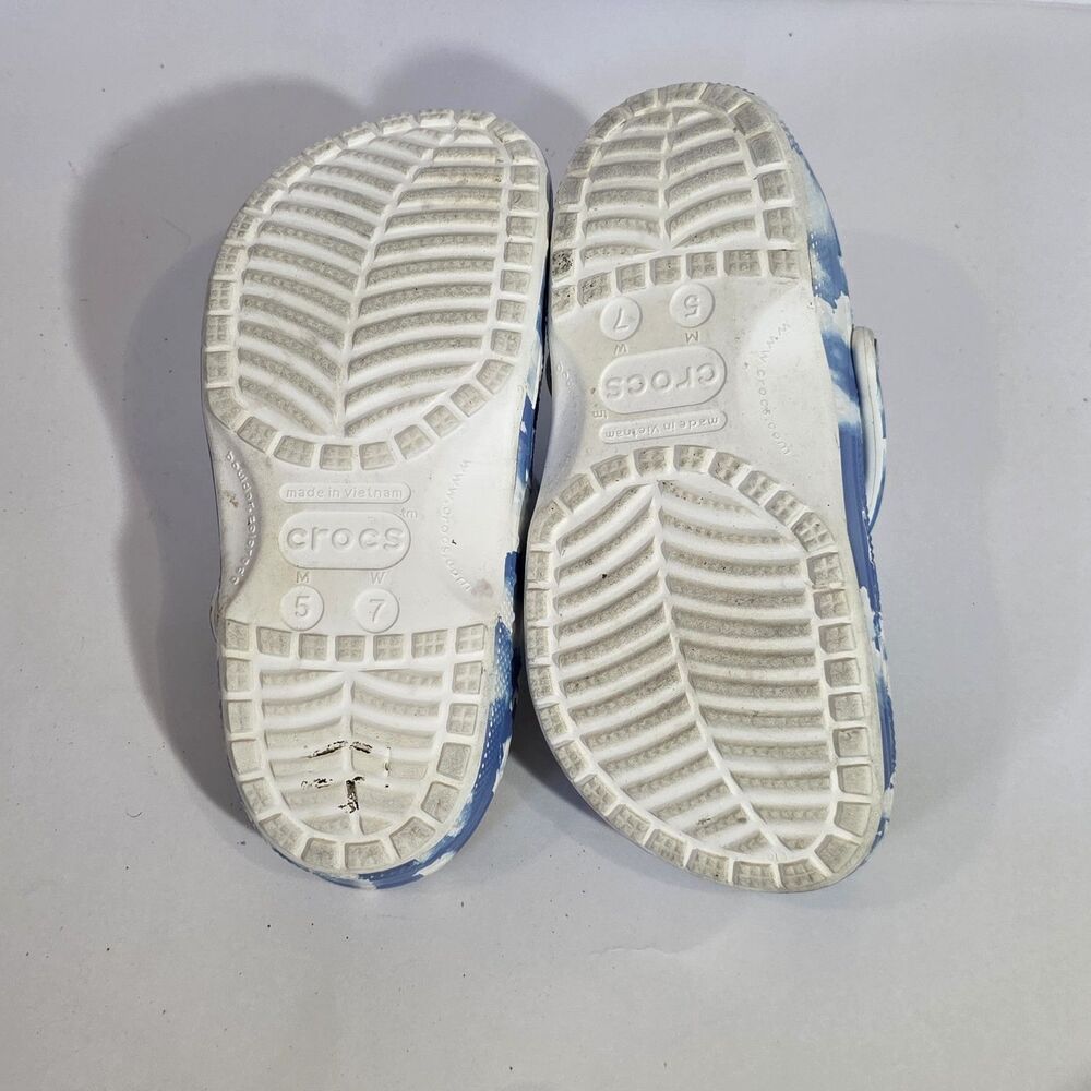Crocs Blue Dye Clogs Shoes Sz 7 Women 5 Male - Picture 7 of 8